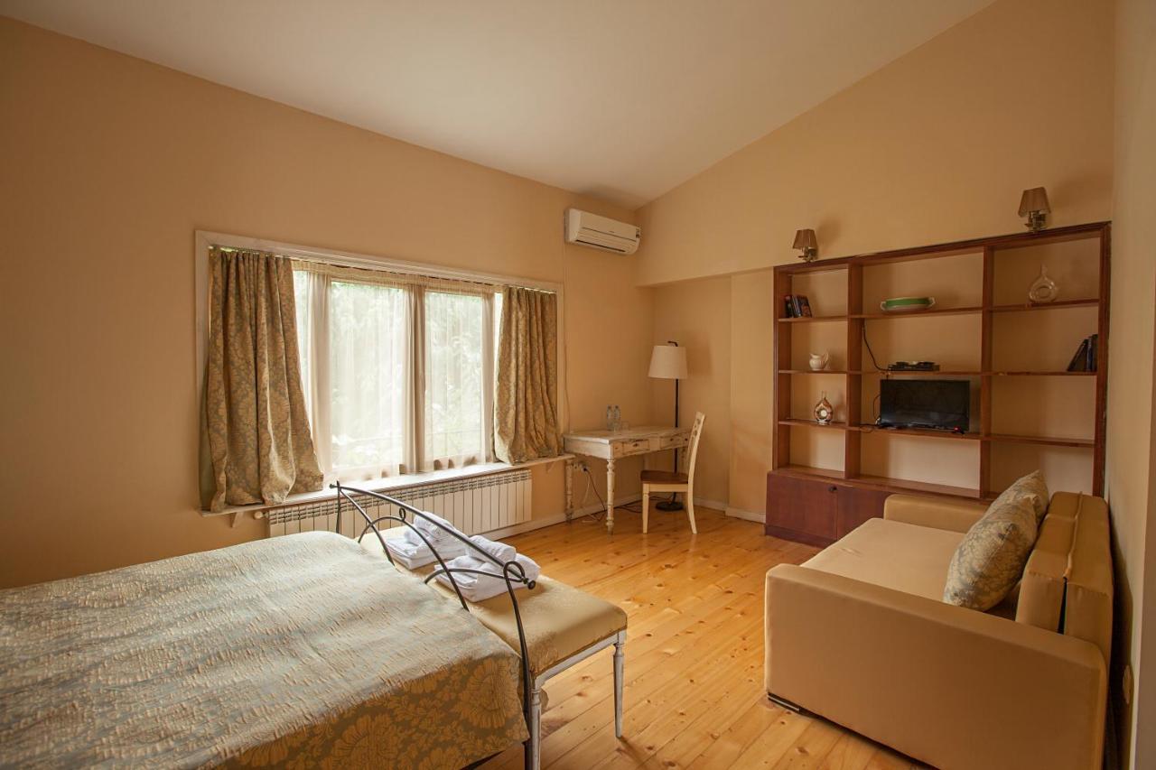 Caravan Villa Тбілісі Екстер'єр фото