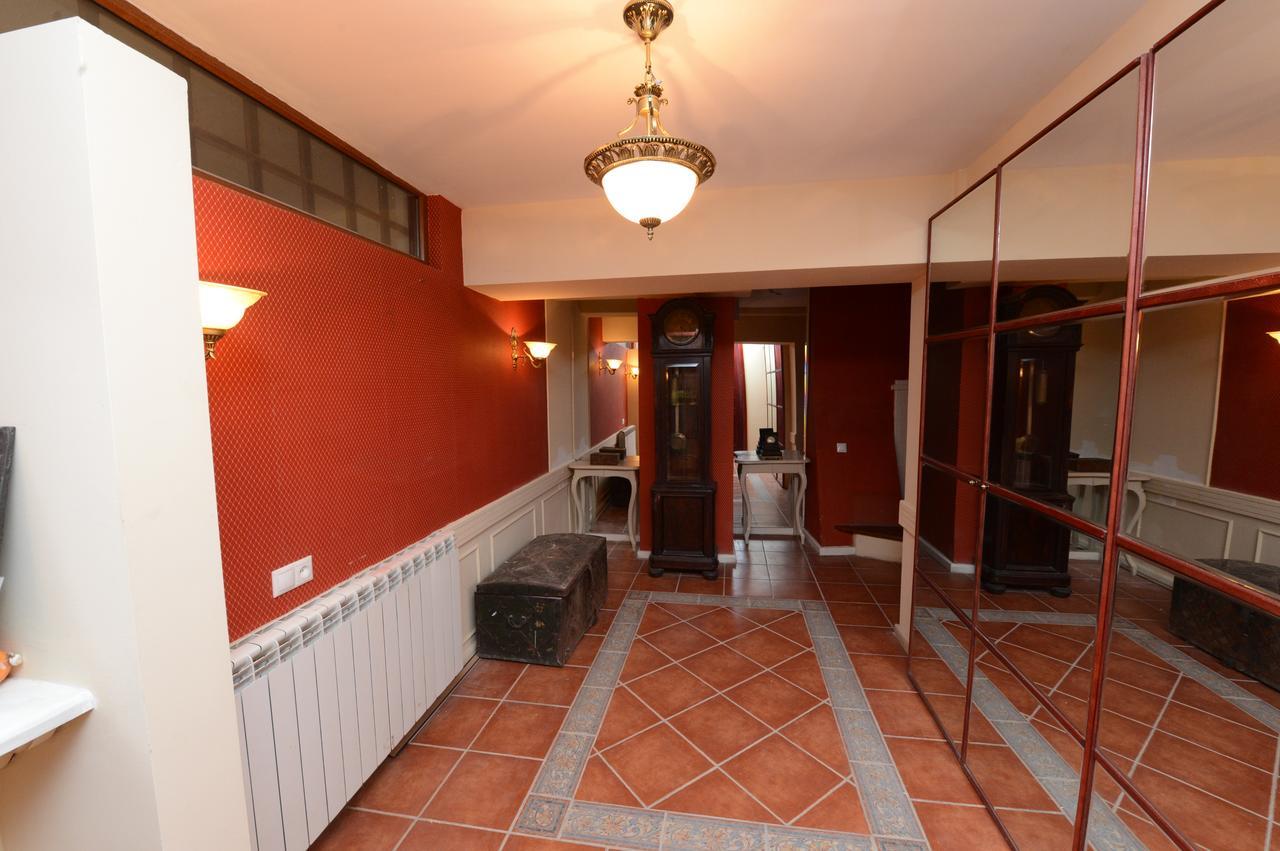 Caravan Villa Тбілісі Екстер'єр фото