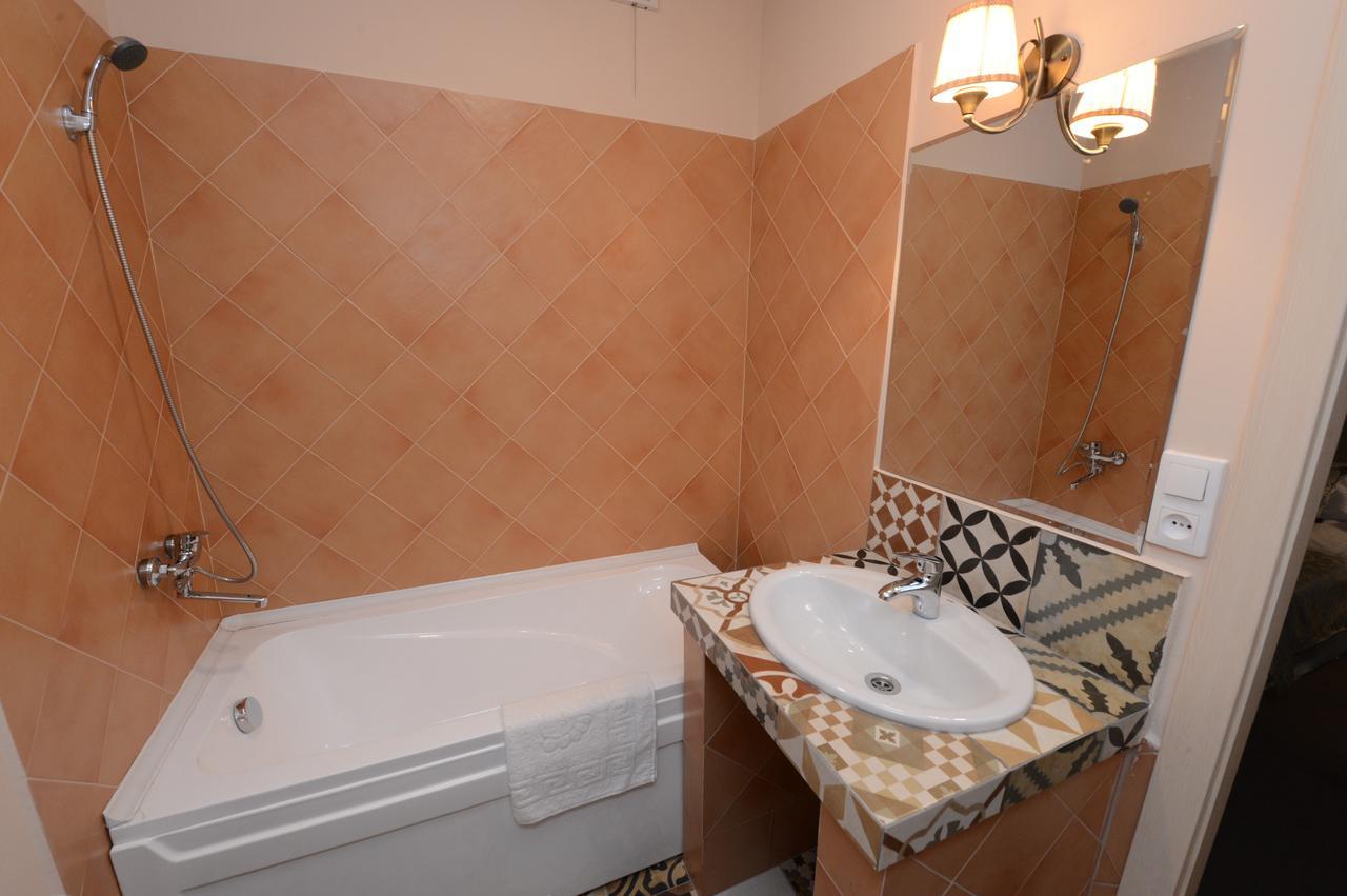 Caravan Villa Тбілісі Екстер'єр фото