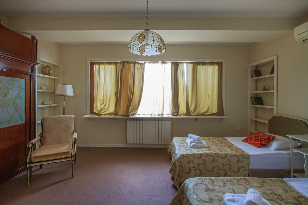 Caravan Villa Тбілісі Екстер'єр фото