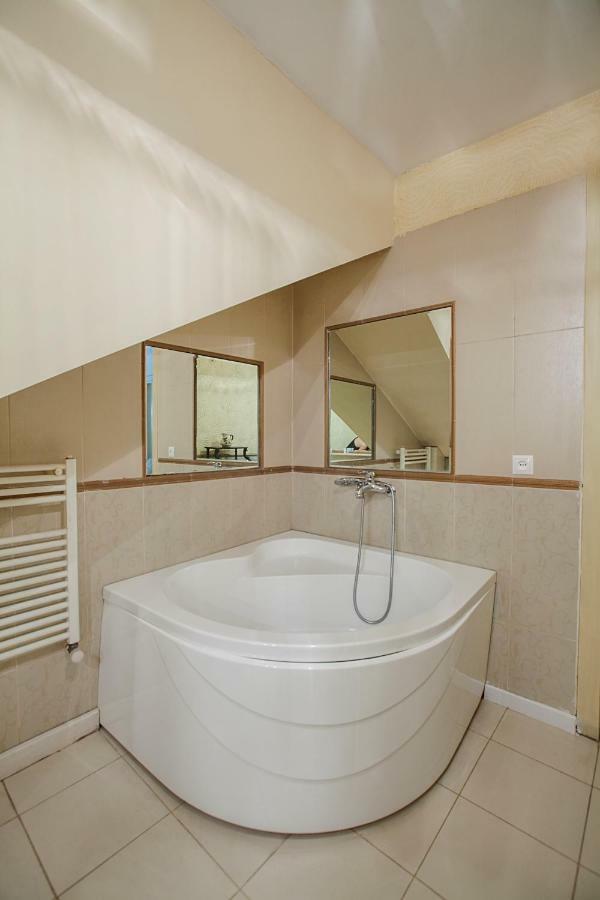 Caravan Villa Тбілісі Екстер'єр фото